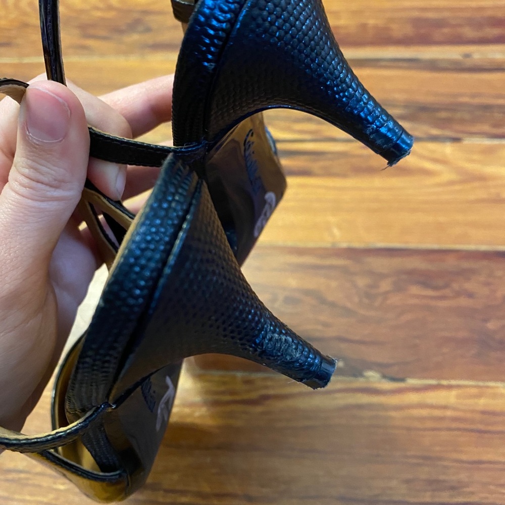 Patsi patent leather sling back heels - Picture 6 of 6